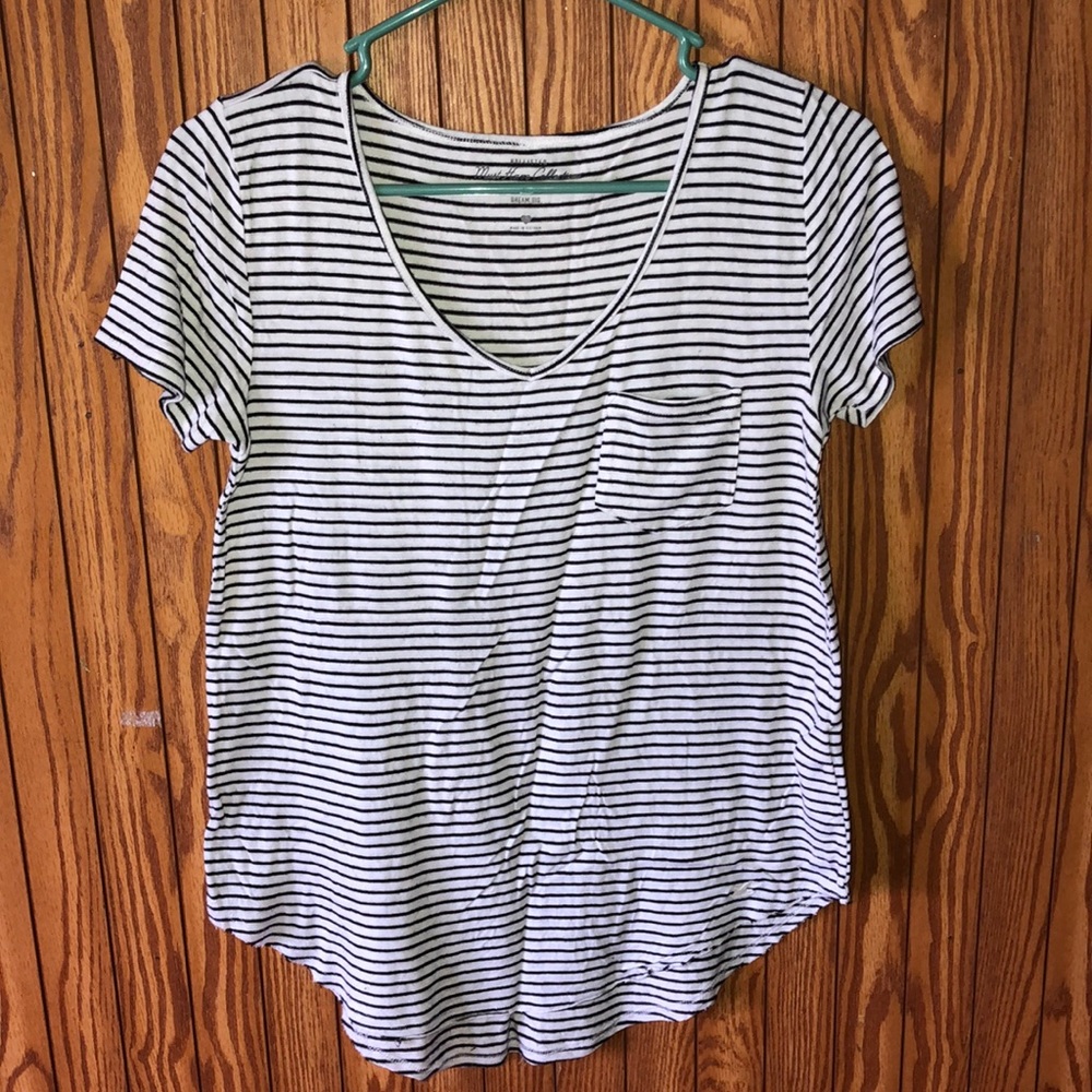 Hollister tshirt